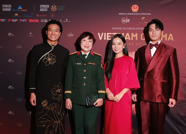 Director Dang Thai Huyen (second from left) and actors of 'Red Rain'. (Photo courtesy of VFDA)