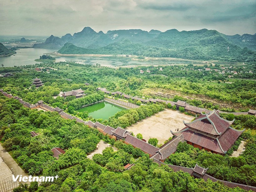 Bai Dinh Pagoda sits within the Trang An Landscape Complex, a UNESCO World Cultural and Natural Heritage site. (Photo: VNA) 