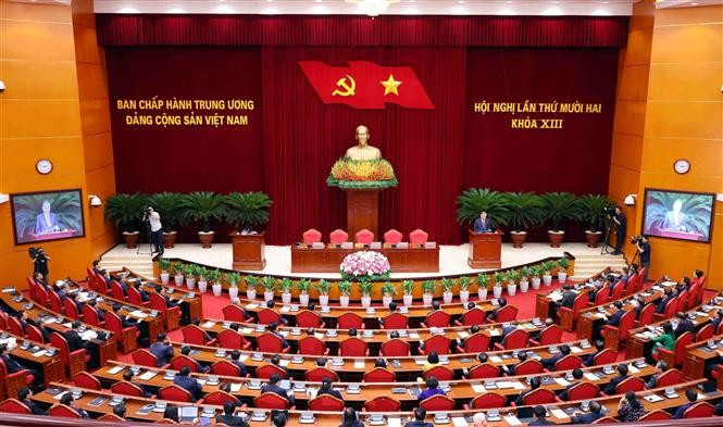 At the closing session of the 12th plenary meeting of the 13th Central Party Committee. (Photo: VNA)