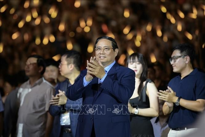 Prime Minister Pham Minh Chinh attended the “V Fest – Vietnam Today” music festival. (Photo: VNA)