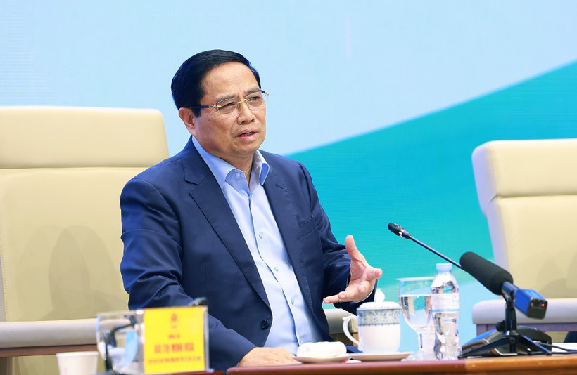 Prime Minister Pham Minh Chinh speaks at the dialogue with farmers on December 10. (Photo: VNA)