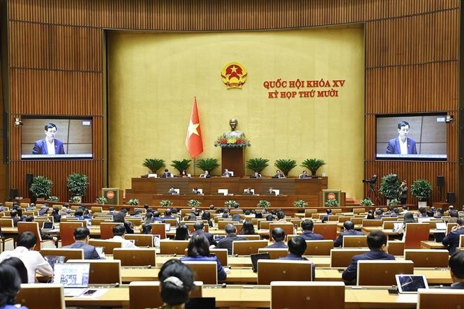 Legislators are expected to adopt amended or new laws in taxation, population, public health, planning, cybersecurity, national secrets protection, defence industry, oversight activities of elected bodies, e-commerce, and multiple education-related laws (Photo: VNA)