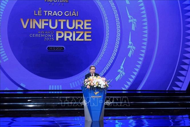 National Assembly Chairman Tran Thanh Man speaks at the awarding ceremony of the 2025 VinFuture Prize (Photo: VNA)