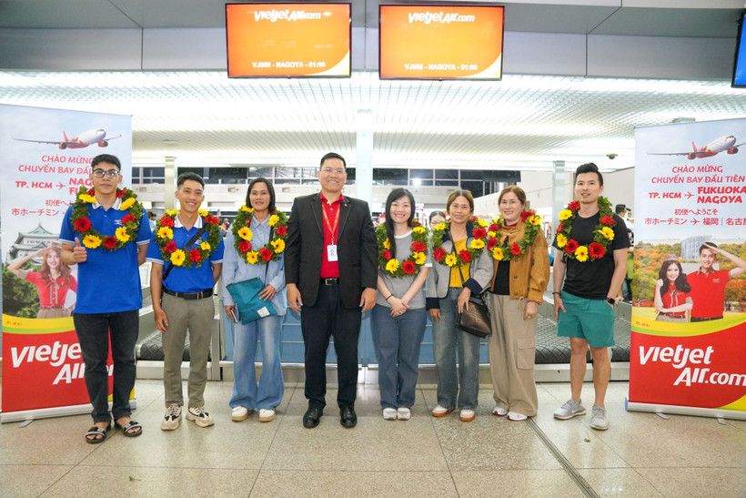 The two new routes were inaugurated with a warm welcome from Vietjet’s leadership as well as local people and tourists in Ho Chi Minh City, Nagoya, and Fukuoka. (Source: Vietjet)